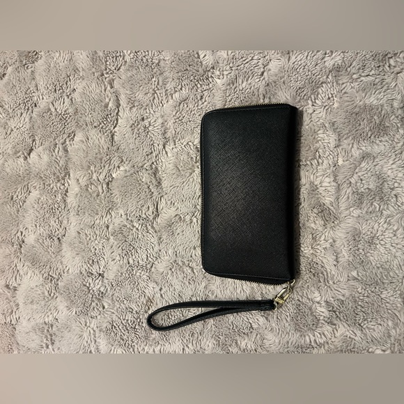 🕋STEVE MADDEN WALLET WRISTLET🕋 - Picture 4 of 4